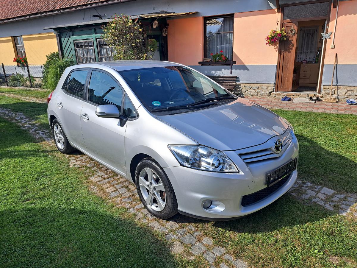 Toyota auris 1.3VVTi Edition 2011 Facelift