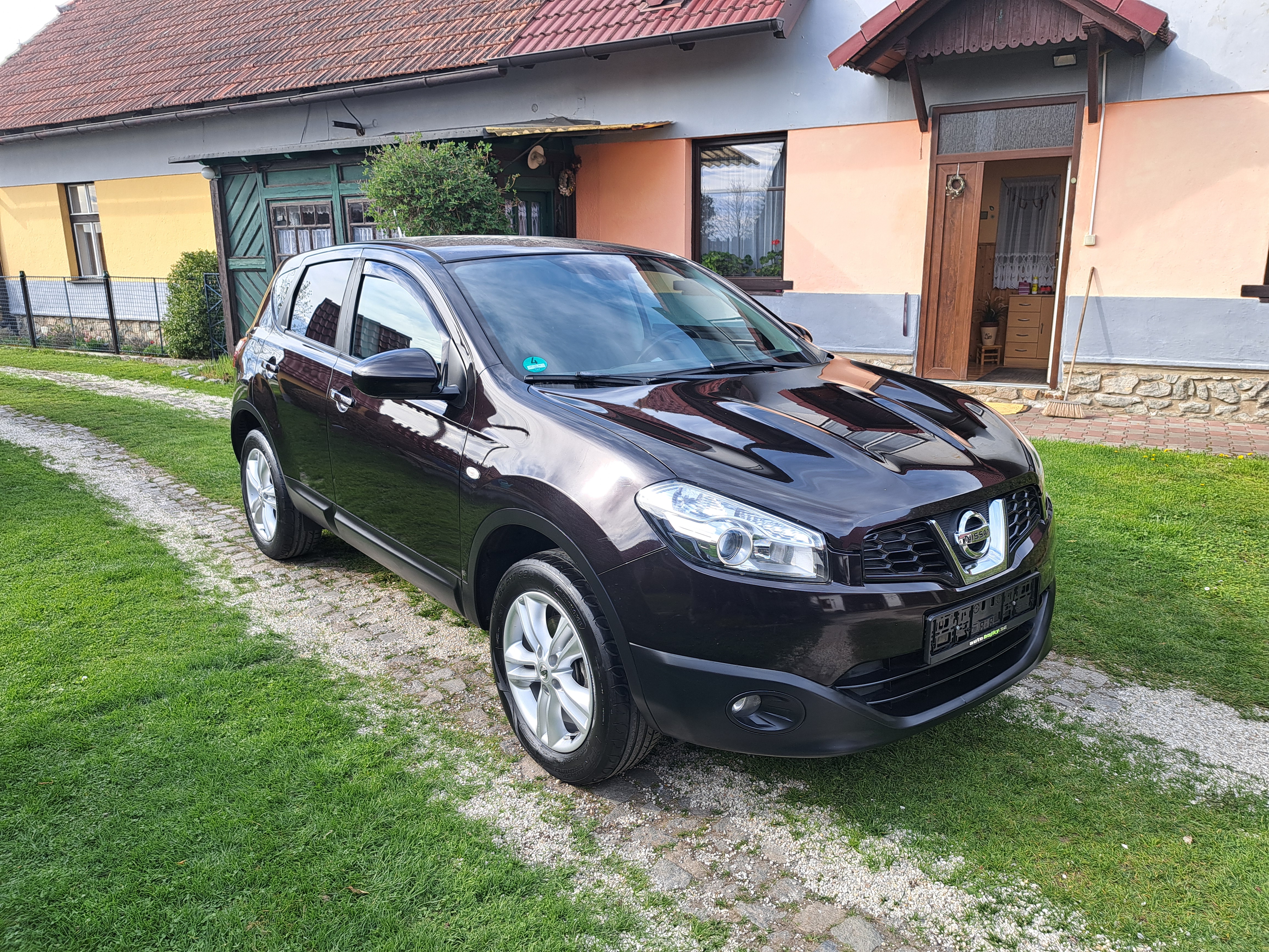 Nissan qashqai 2.0i 4×4